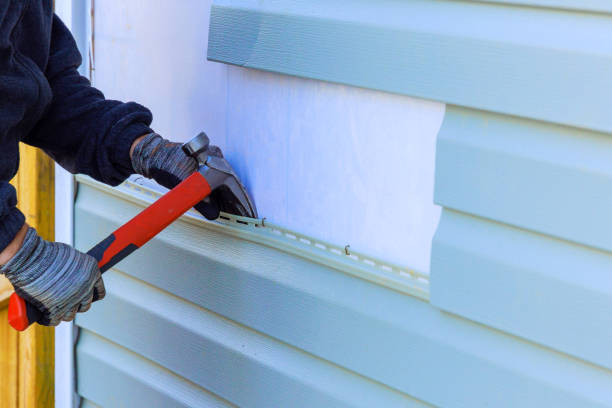 Reliable Siding Repair contractor in East Fultonham, OH by Creative Siding